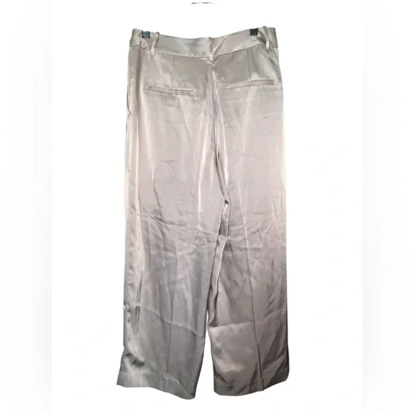 Aritzia Tan Cropped Pants - Picture 6 of 9